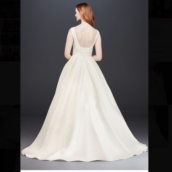 SOLD David’s bridal ivory  wedding dress - Picture 4 of 6